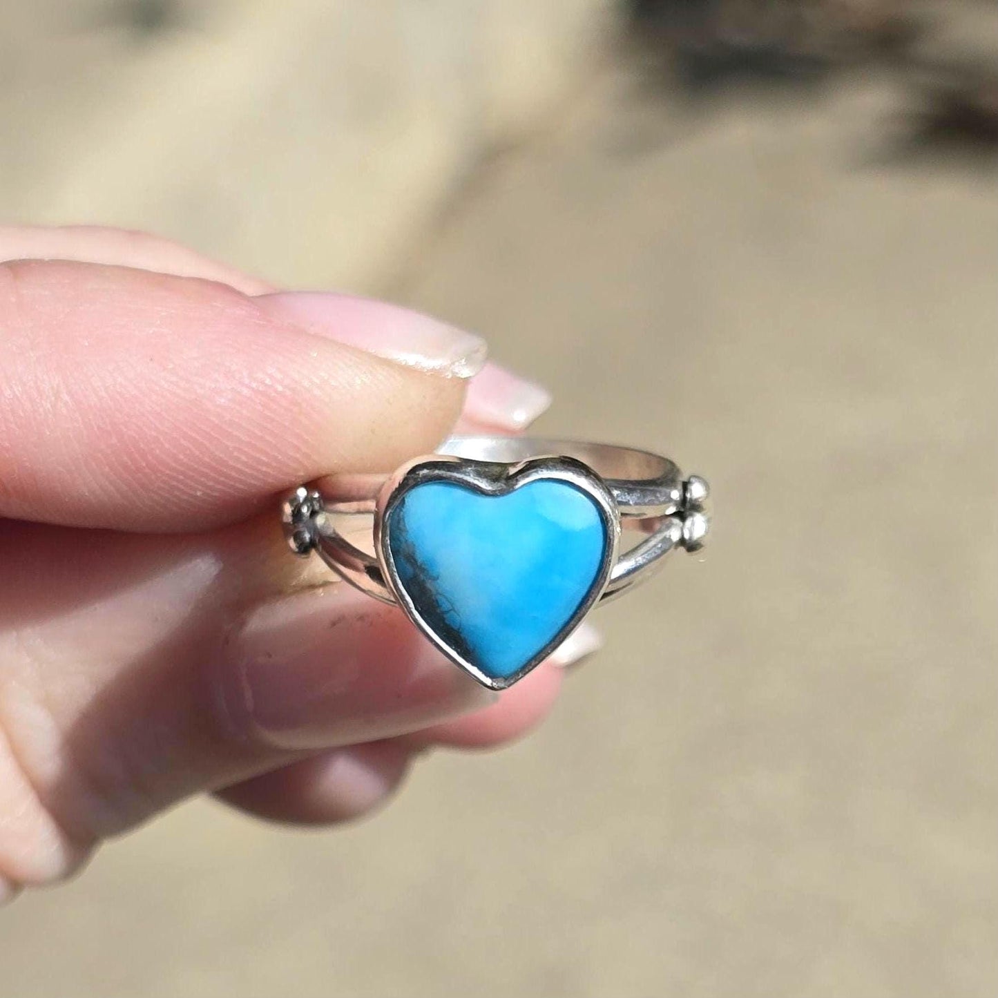 Kingmam Turquoise Heart Ring size 5