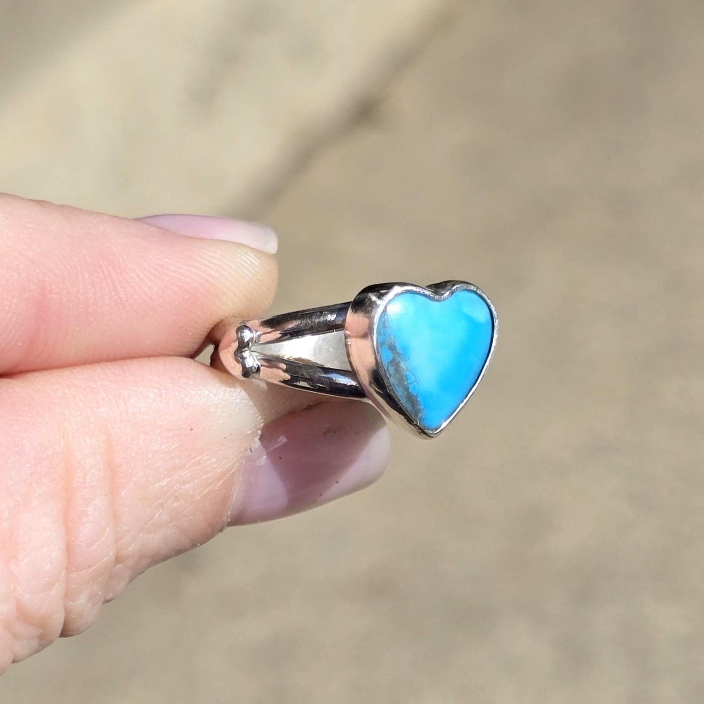 Kingmam Turquoise Heart Ring size 5