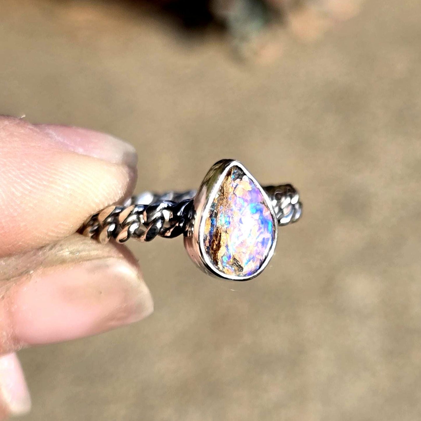 Flaw**Pipe Opal Curb Chain Ring size 8