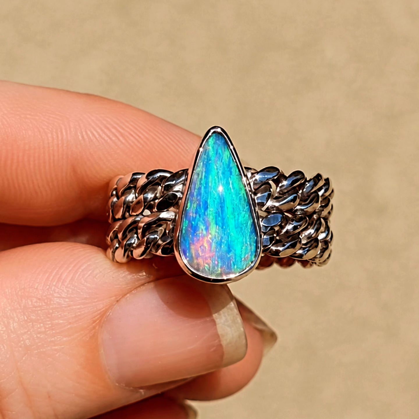 Opal Curb Chain Ring Size 6