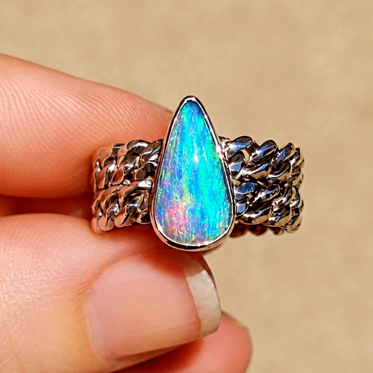 Opal Curb Chain Ring Size 6
